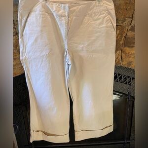 Caslon Women's Size 14 Beige Cropped Chino Pants Contrast Cuff Capri